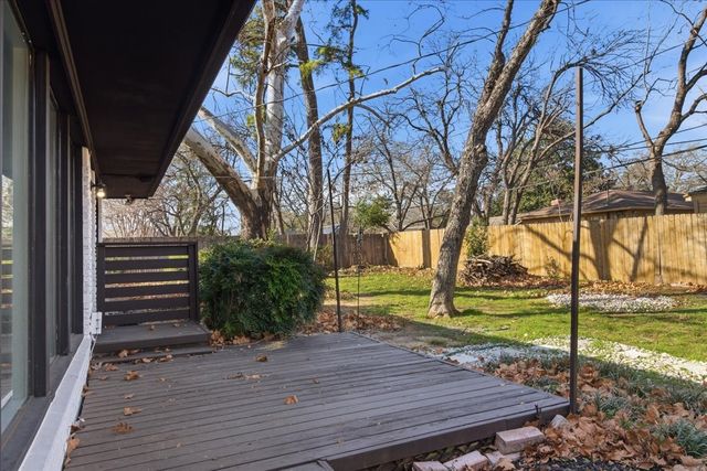 1509 University Drive, Arlington, TX 76013