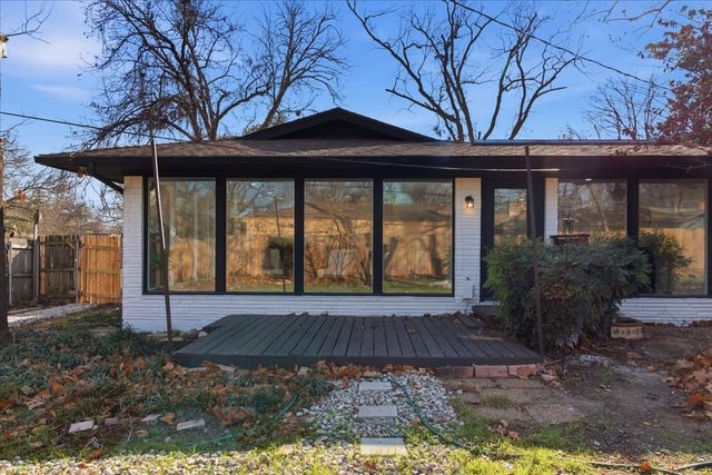 1509 University Drive, Arlington, TX 76013