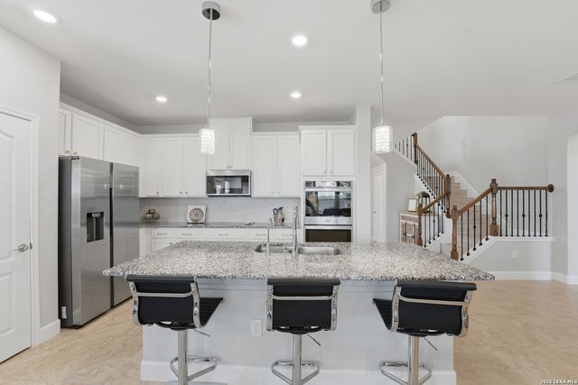 1515 Foxglove Dr, Lockhart, TX 78644