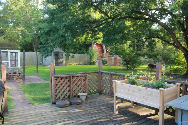 1604 Woodmont Street SW, Hartselle, AL 35640