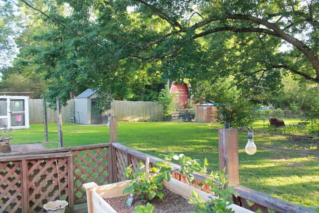 1604 Woodmont Street SW, Hartselle, AL 35640