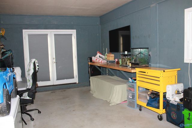 1604 Woodmont Street SW, Hartselle, AL 35640