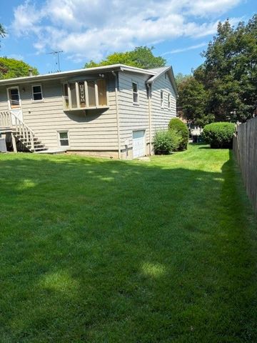175 Birkshire Drive, Warwick, RI 02886