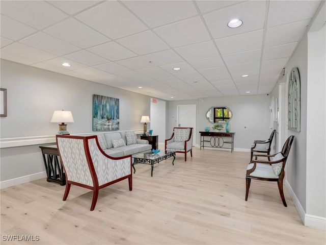 201 Arbor Lake DR 2-504, Naples, FL 34110