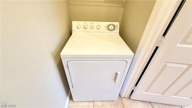 7155 South Durango Drive 305, Las Vegas, NV 89113