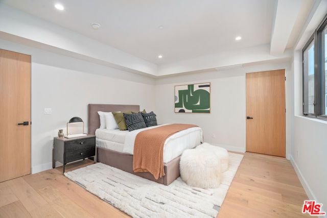 11651 Missouri Avenue, Los Angeles, CA 90025