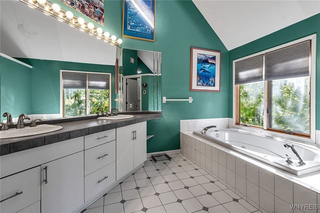 11 Cidermill Court, Lancaster, NY 14043