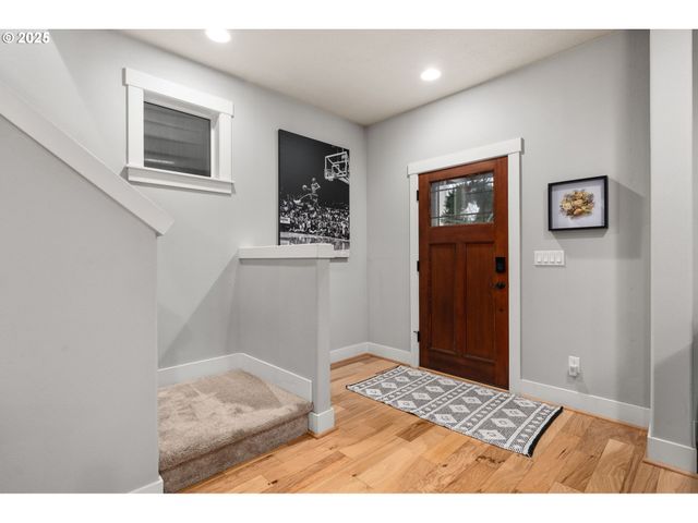 10592 Nw 289TH Ave, North Plains, OR 97133