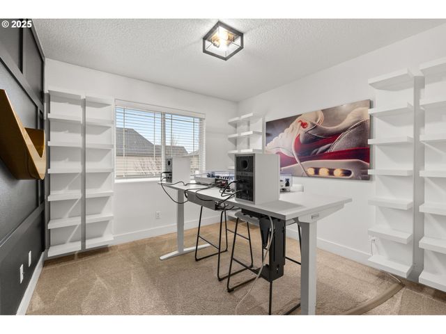 10592 Nw 289TH Ave, North Plains, OR 97133