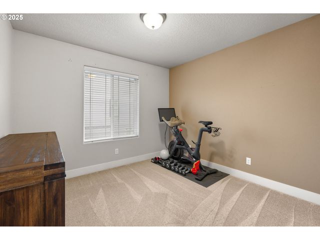 10592 Nw 289TH Ave, North Plains, OR 97133