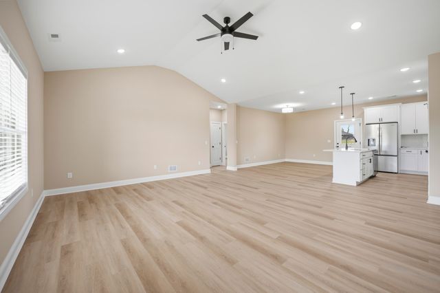 607 Comanche Drive, Richmond, KY 40475