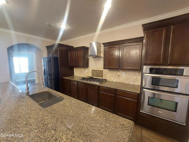 7243 CANYON WREN Avenue, El Paso, TX 79911