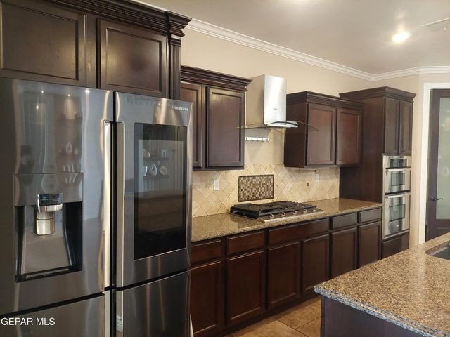 7243 CANYON WREN Avenue, El Paso, TX 79911