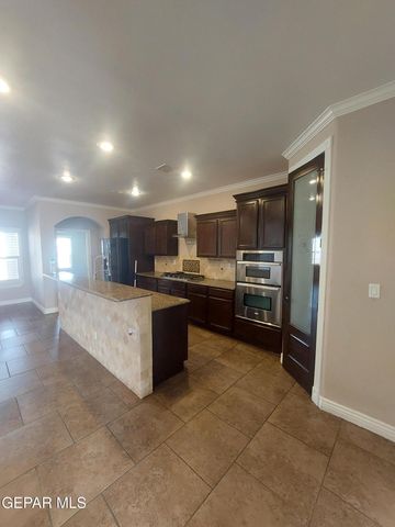 7243 CANYON WREN Avenue, El Paso, TX 79911