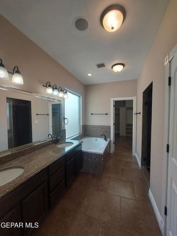 7243 CANYON WREN Avenue, El Paso, TX 79911