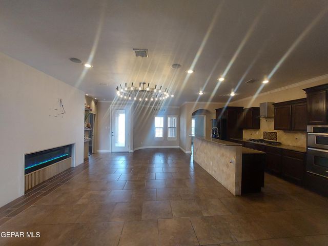 7243 CANYON WREN Avenue, El Paso, TX 79911