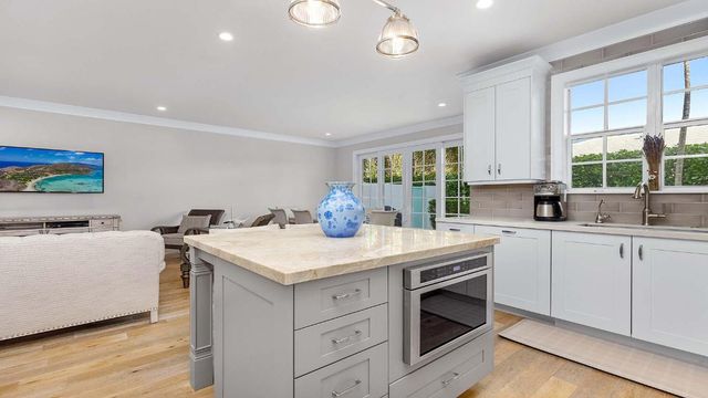 1011 Ingraham Avenue B, Delray Beach, FL 33483