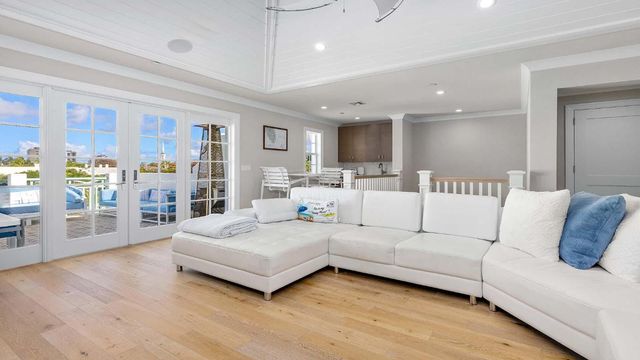 1011 Ingraham Avenue B, Delray Beach, FL 33483