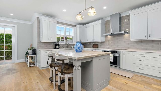 1011 Ingraham Avenue B, Delray Beach, FL 33483