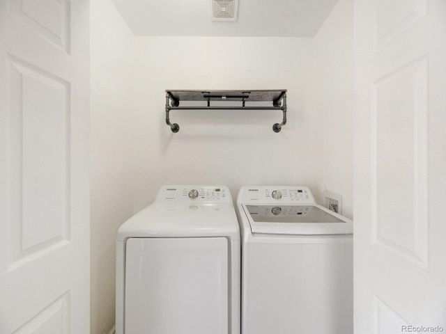 7874 S Kittredge Cir, Englewood, CO 80112