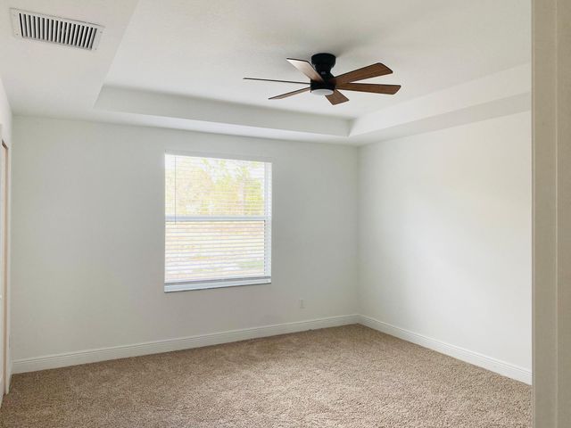 9720 Apollo Avenue, Fort Pierce, FL 34945