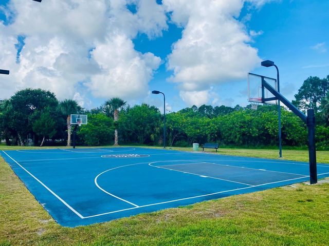 9720 Apollo Avenue, Fort Pierce, FL 34945