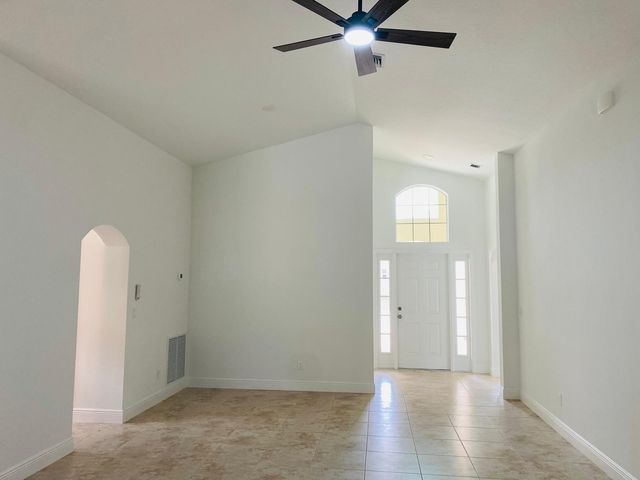 9720 Apollo Avenue, Fort Pierce, FL 34945