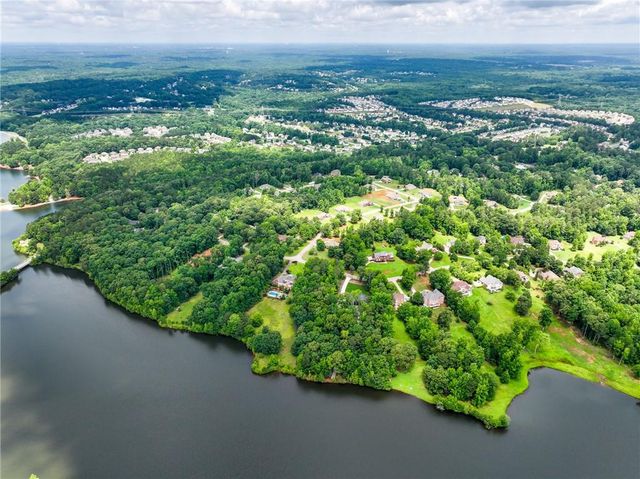 12396 Edgewater Drive, Hampton, GA 30228