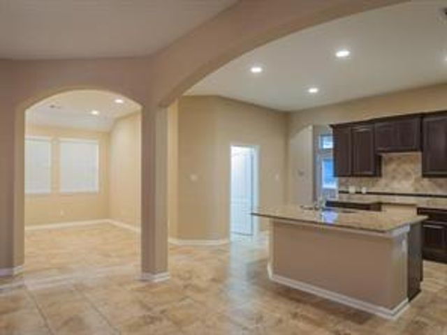 215 Lighthouse Bay Lane, Dickinson, TX 77539