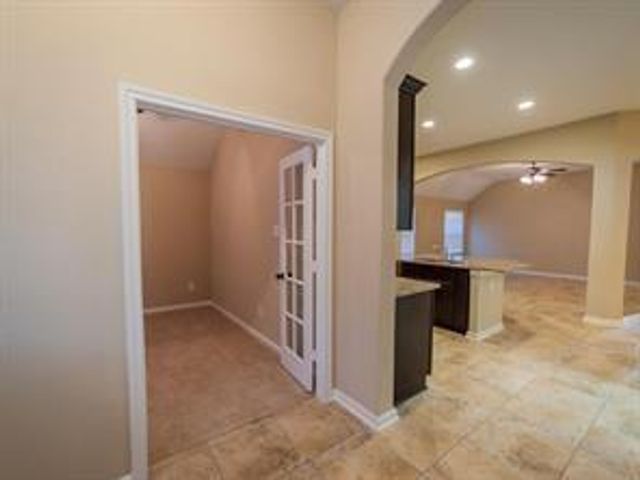 215 Lighthouse Bay Lane, Dickinson, TX 77539