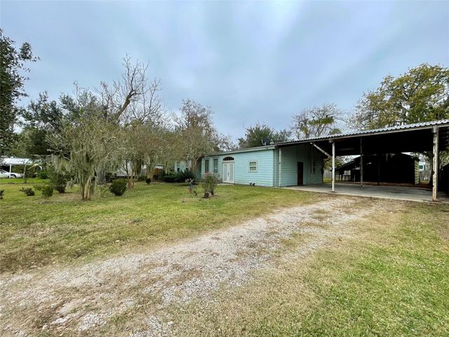 2327 County Road 348, Brazoria, TX 77422