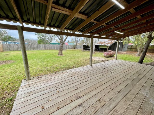 2327 County Road 348, Brazoria, TX 77422