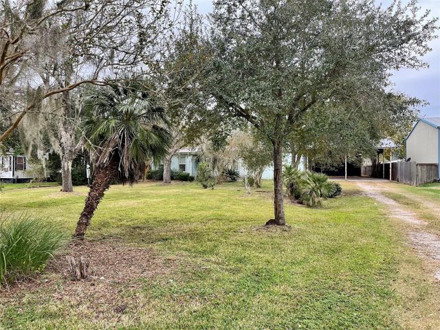 2327 County Road 348, Brazoria, TX 77422