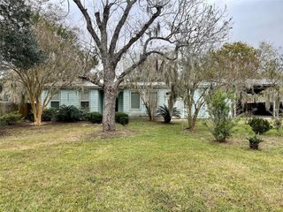 2327 County Road 348, Brazoria, TX 77422