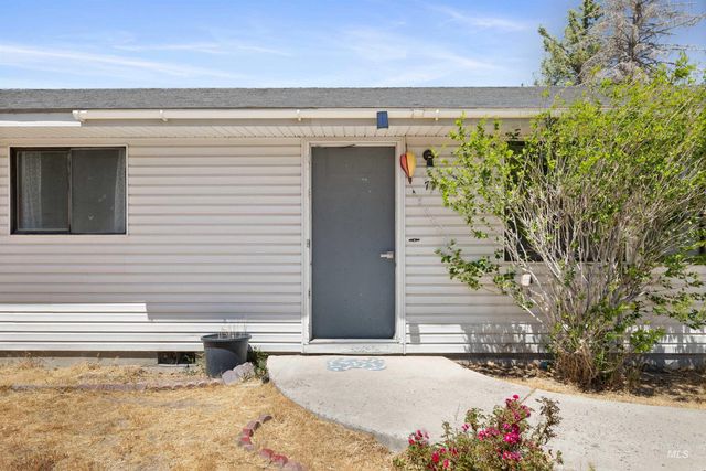 718 18th Ave E, Jerome, ID 83338