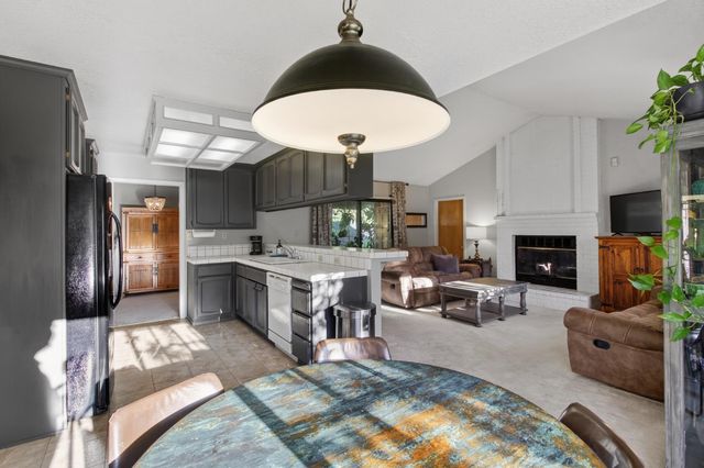 6042 Landis Ave, Carmichael, CA 95608