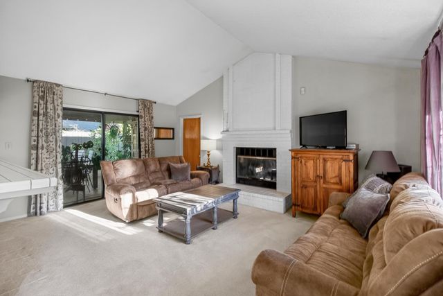 6042 Landis Ave, Carmichael, CA 95608