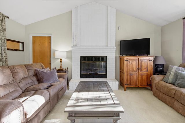 6042 Landis Ave, Carmichael, CA 95608