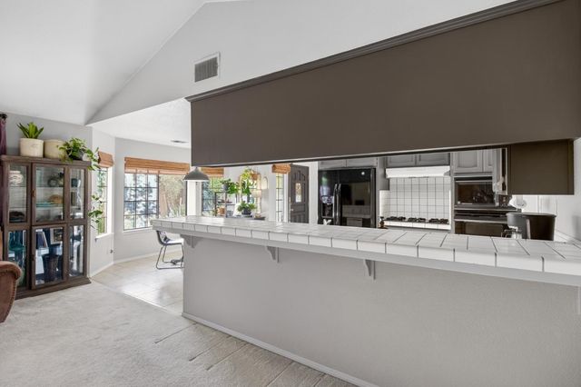 6042 Landis Ave, Carmichael, CA 95608