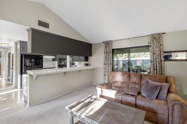6042 Landis Ave, Carmichael, CA 95608