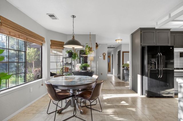 6042 Landis Ave, Carmichael, CA 95608