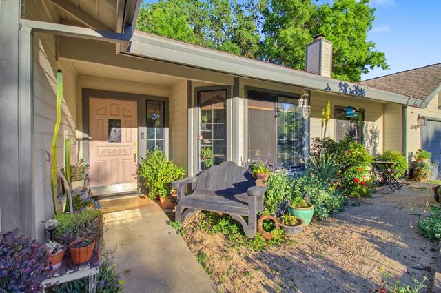 6042 Landis Ave, Carmichael, CA 95608