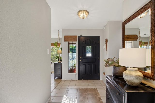 6042 Landis Ave, Carmichael, CA 95608