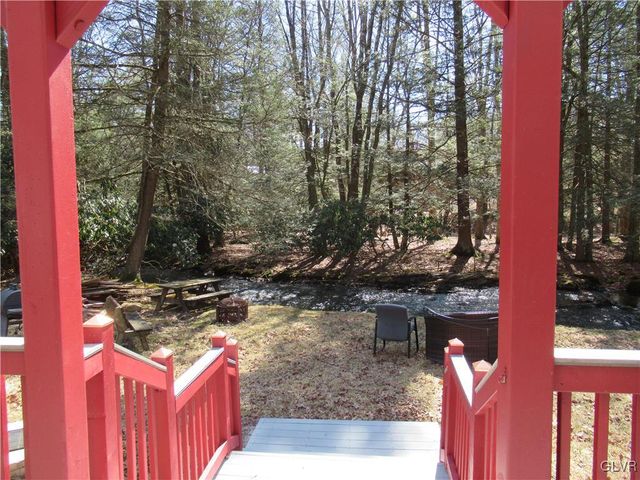 45 Brookside Drive, Luzerne, PA 18661