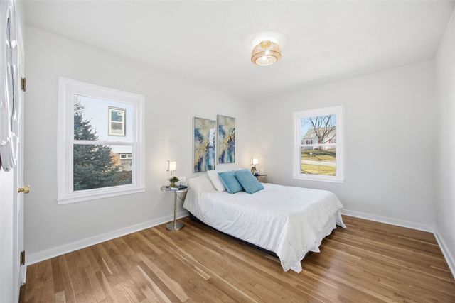 612 10th Avenue, Coralville, IA 52241