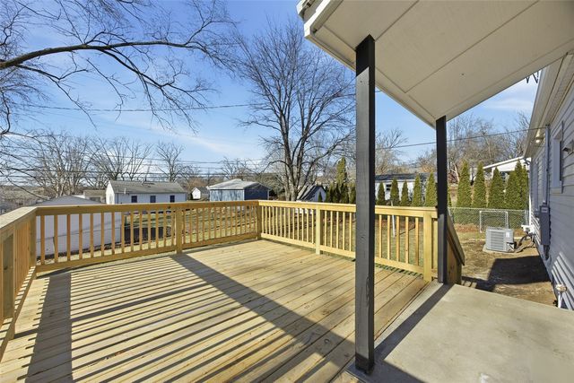 612 10th Avenue, Coralville, IA 52241