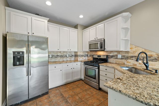 5447 SE 27th Street, Des Moines, IA 50320