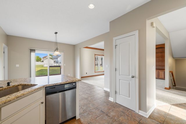5447 SE 27th Street, Des Moines, IA 50320