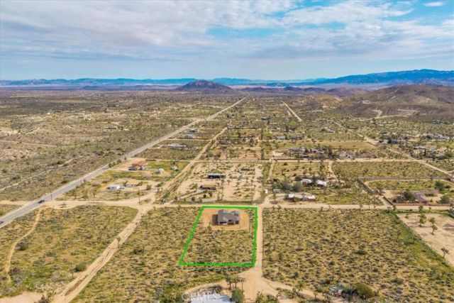 4986 Elata Avenue, Yucca Valley, CA 92284