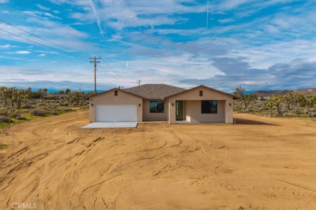 4986 Elata Avenue, Yucca Valley, CA 92284